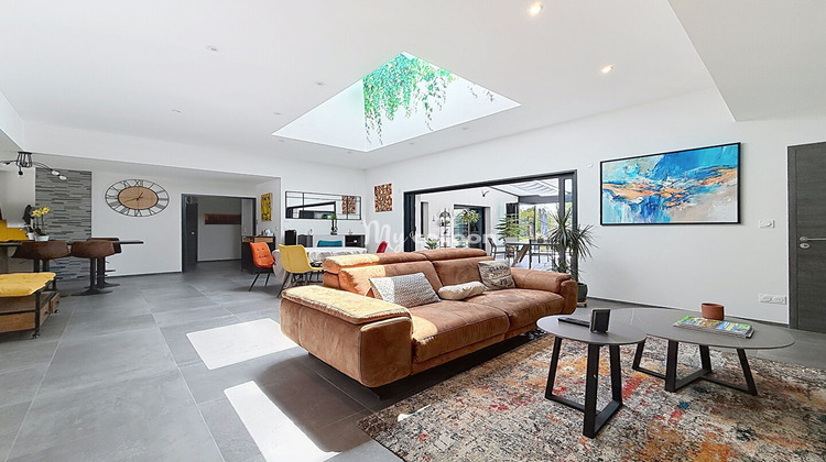 Ma-Cabane - Vente Maison MONTAGNAT, 205 m²