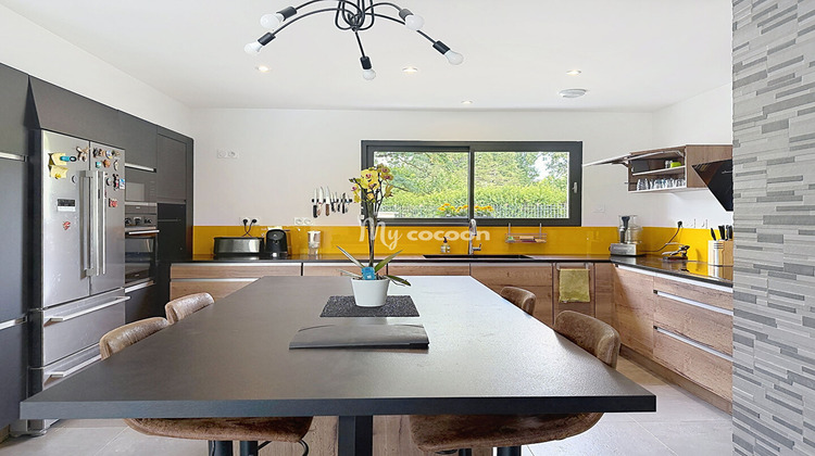 Ma-Cabane - Vente Maison MONTAGNAT, 205 m²