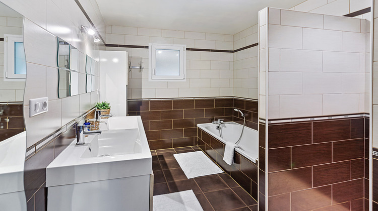 Ma-Cabane - Vente Maison MONTAIGU, 127 m²