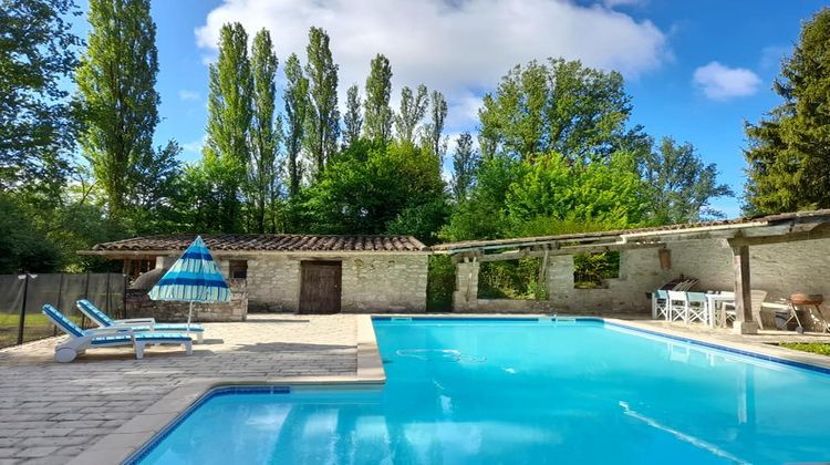 Ma-Cabane - Vente Maison MONTAIGU DE QUERCY, 245 m²