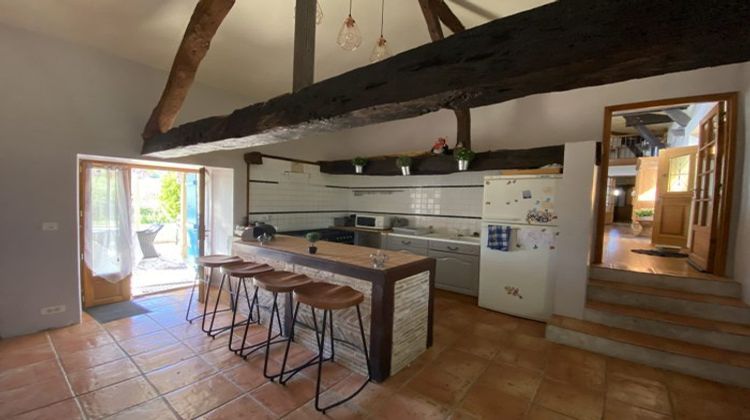 Ma-Cabane - Vente Maison Montaigu-de-Quercy, 375 m²