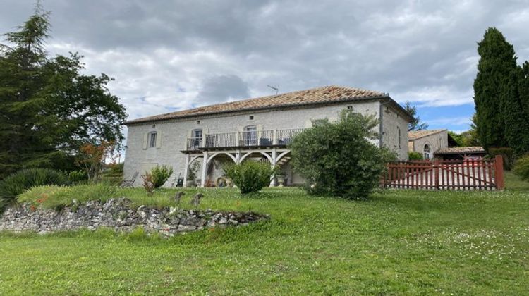 Ma-Cabane - Vente Maison Montaigu-de-Quercy, 230 m²