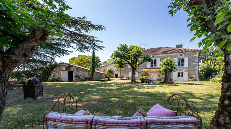 Ma-Cabane - Vente Maison Montaigu-de-Quercy, 287 m²