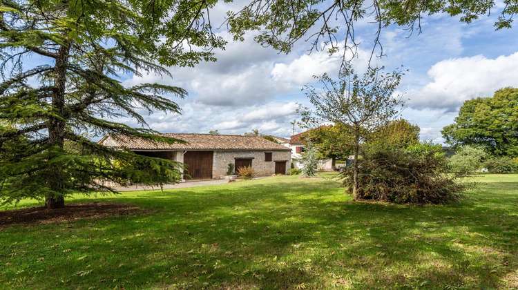 Ma-Cabane - Vente Maison Montaigu-de-Quercy, 93 m²