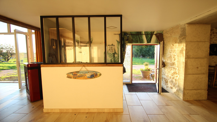 Ma-Cabane - Vente Maison Montaigu-le-Blin, 190 m²