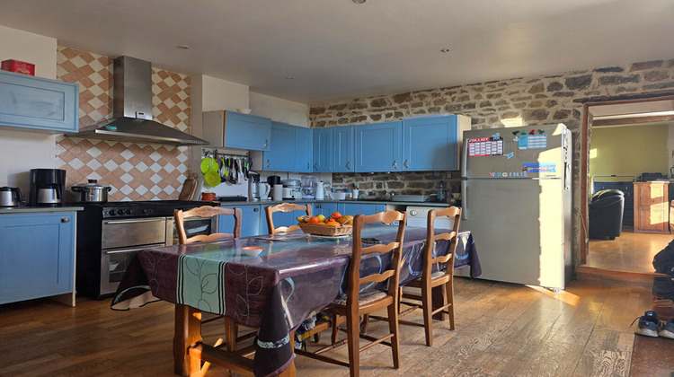 Ma-Cabane - Vente Maison MONTAIGU-LES-BOIS, 197 m²