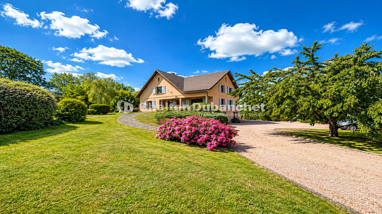 Ma-Cabane - Vente Maison MONTAIGUET-EN-FOREZ, 330 m²