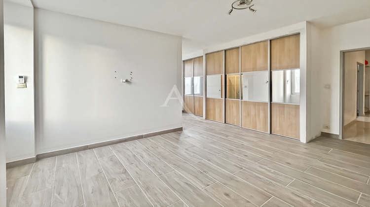 Ma-Cabane - Vente Maison MONTAYRAL, 240 m²