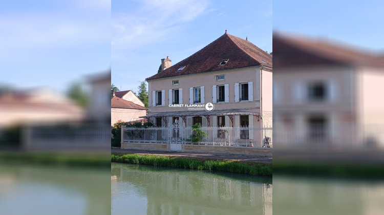Ma-Cabane - Vente Maison Montbard, 340 m²