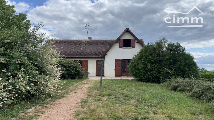 Ma-Cabane - Vente Maison Montbeugny, 1648 m²