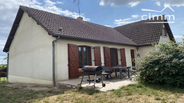 Ma-Cabane - Vente Maison Montbeugny, 1648 m²