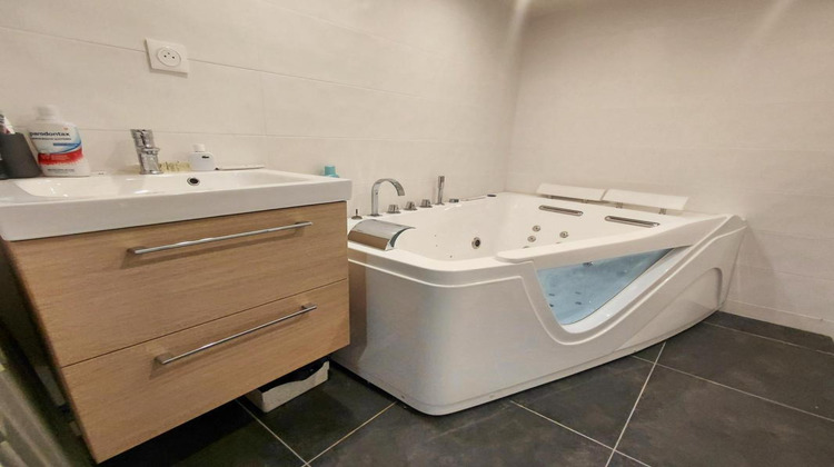 Ma-Cabane - Vente Maison MONTBIZOT, 155 m²
