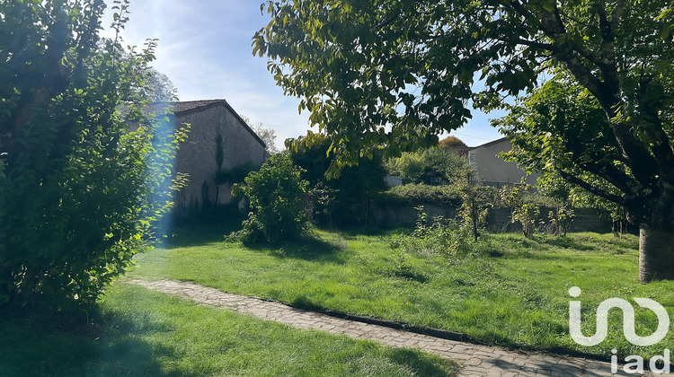 Ma-Cabane - Vente Maison Montboyer, 282 m²
