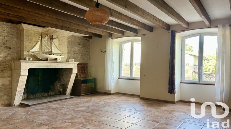 Ma-Cabane - Vente Maison Montboyer, 282 m²