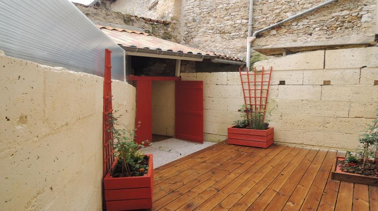 Ma-Cabane - Vente Maison Montbron, 85 m²