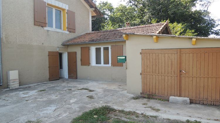 Ma-Cabane - Vente Maison Montbron, 70 m²