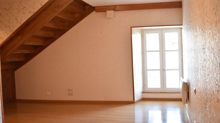 Ma-Cabane - Vente Maison Montbron, 68 m²