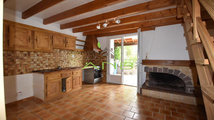 Ma-Cabane - Vente Maison Montbron, 54 m²