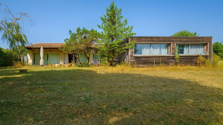 Ma-Cabane - Vente Maison MONTBRON, 240 m²