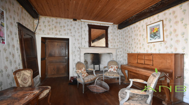 Ma-Cabane - Vente Maison Montbron, 210 m²