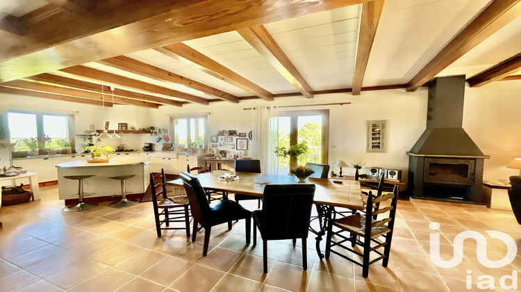 Ma-Cabane - Vente Maison Montbrun-des-Corbières, 217 m²