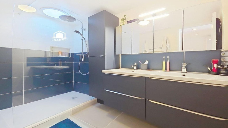 Ma-Cabane - Vente Maison Montcarra, 226 m²