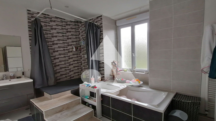 Ma-Cabane - Vente Maison MONTCEAU-LES-MINES, 117 m²