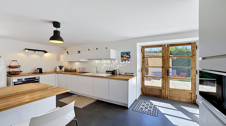 Ma-Cabane - Vente Maison Montceaux, 288 m²