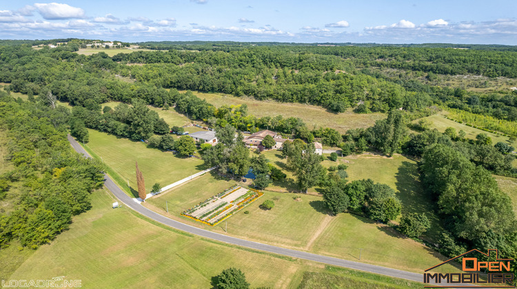 Ma-Cabane - Vente Maison Montcuq, 400 m²