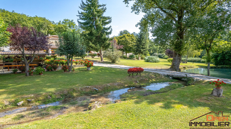 Ma-Cabane - Vente Maison Montcuq, 400 m²