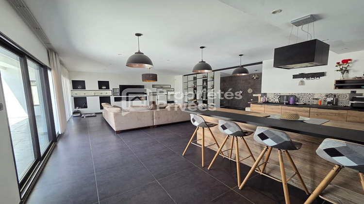 Ma-Cabane - Vente Maison MONTELIMAR, 223 m²