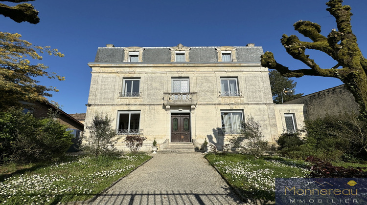 Ma-Cabane - Vente Maison Montendre, 313 m²