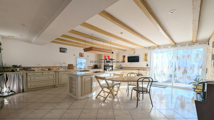 Ma-Cabane - Vente Maison Montendre, 200 m²