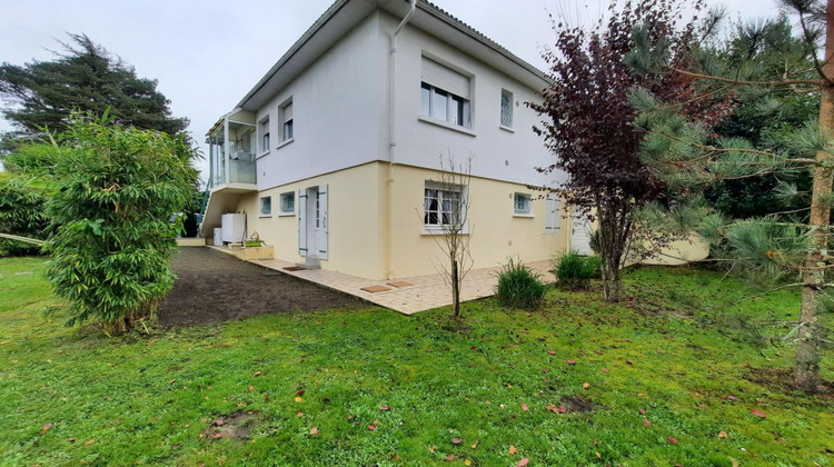 Ma-Cabane - Vente Maison MONTENDRE, 254 m²