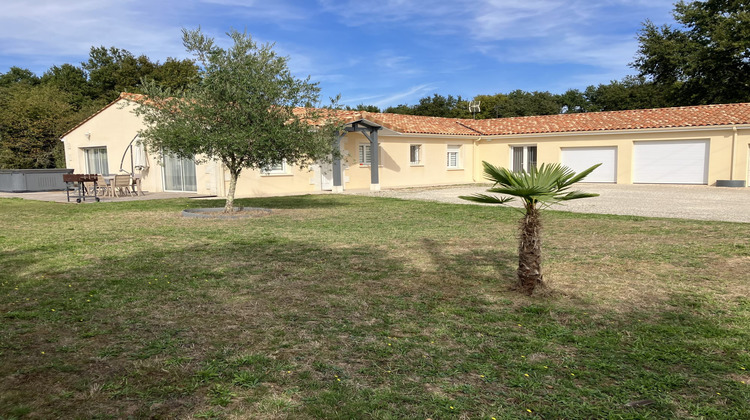 Ma-Cabane - Vente Maison MONTENDRE, 200 m²