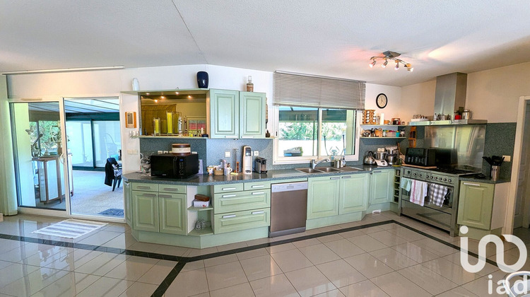 Ma-Cabane - Vente Maison Montendre, 250 m²