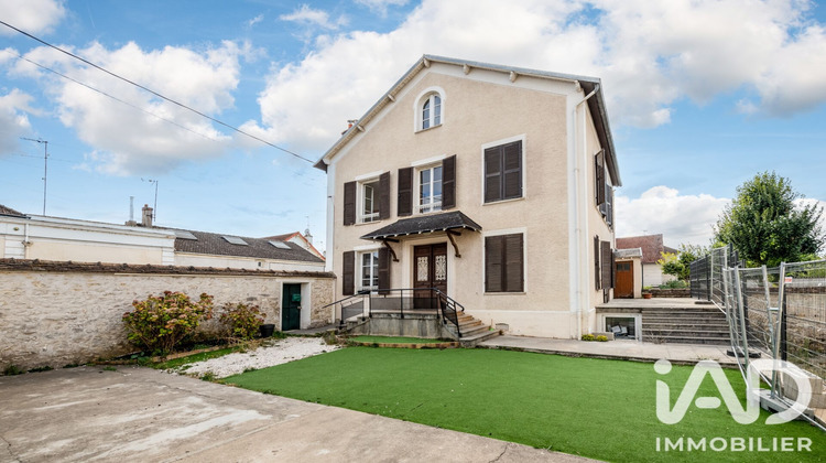 Ma-Cabane - Vente Maison Montereau-Fault-Yonne, 230 m²