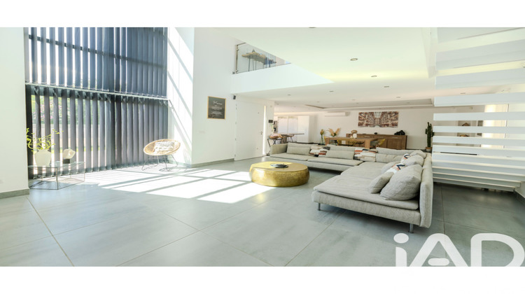 Ma-Cabane - Vente Maison Monteux, 185 m²