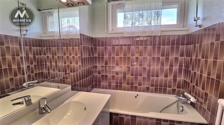 Ma-Cabane - Vente Maison MONTFAUCON-EN-VELAY, 235 m²