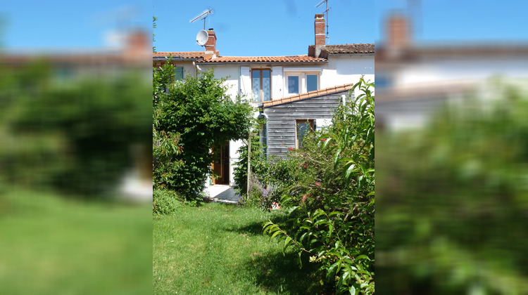 Ma-Cabane - Vente Maison MONTFAUCON-MONTIGNE, 125 m²