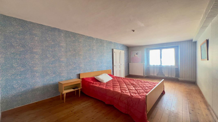 Ma-Cabane - Vente Maison MONTFAUCON MONTIGNE, 122 m²