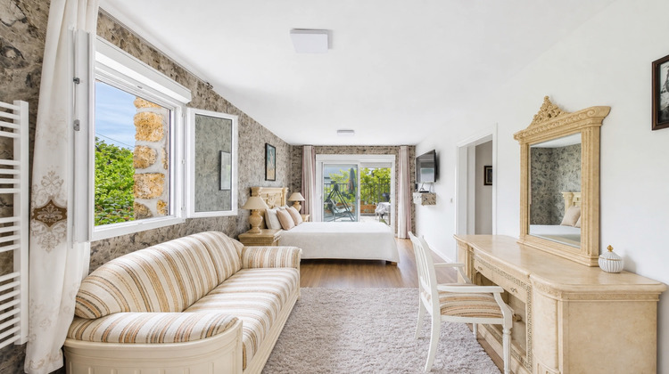 Ma-Cabane - Vente Maison MONTFERMEIL, 303 m²