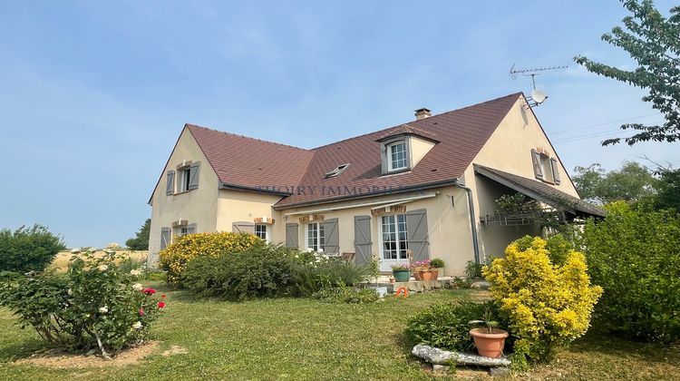 Ma-Cabane - Vente Maison Montfort-l'Amaury, 160 m²