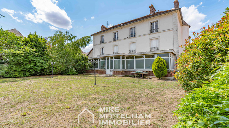 Ma-Cabane - Vente Maison Montfort-l'Amaury, 400 m²