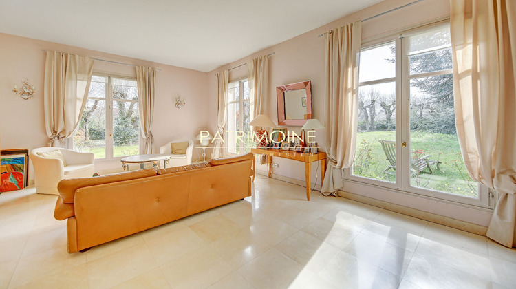 Ma-Cabane - Vente Maison MONTFORT-L'AMAURY, 249 m²