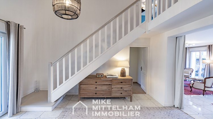 Ma-Cabane - Vente Maison Montfort-l'Amaury, 182 m²