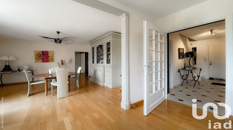 Ma-Cabane - Vente Maison Montfort-l'Amaury, 175 m²