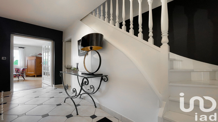 Ma-Cabane - Vente Maison Montfort-l'Amaury, 175 m²