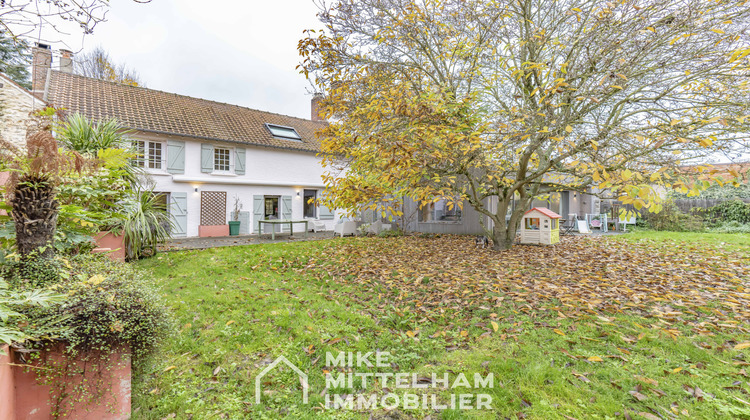 Ma-Cabane - Vente Maison Montfort-l'Amaury, 246 m²