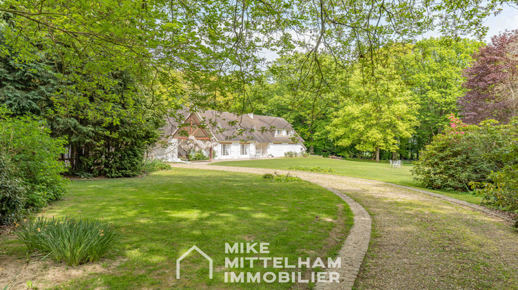 Ma-Cabane - Vente Maison Montfort-l'Amaury, 270 m²